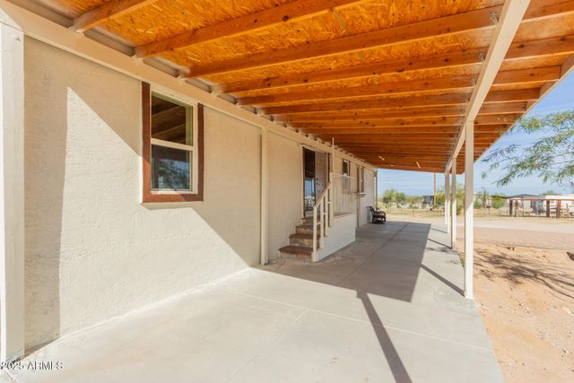 1099 S WARREN Road, Maricopa, AZ 85139