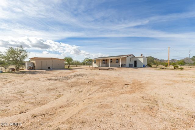 1099 S WARREN Road, Maricopa, AZ 85139
