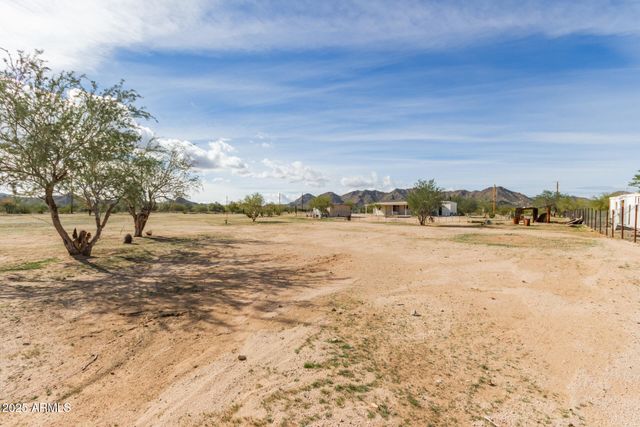 1099 S WARREN Road, Maricopa, AZ 85139