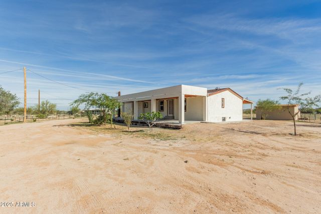 1099 S WARREN Road, Maricopa, AZ 85139