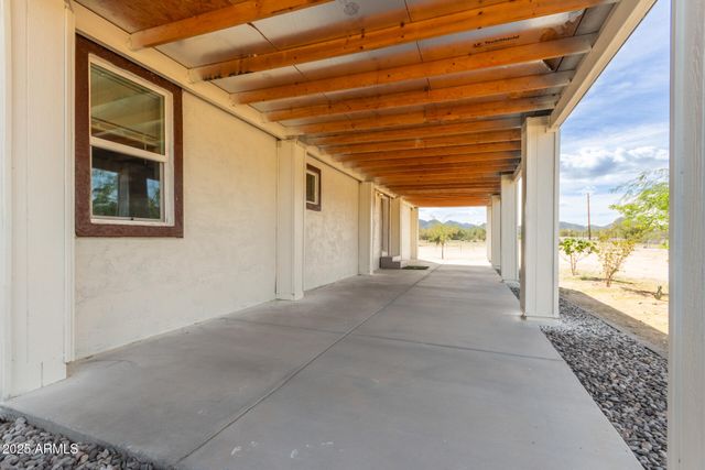 1099 S WARREN Road, Maricopa, AZ 85139
