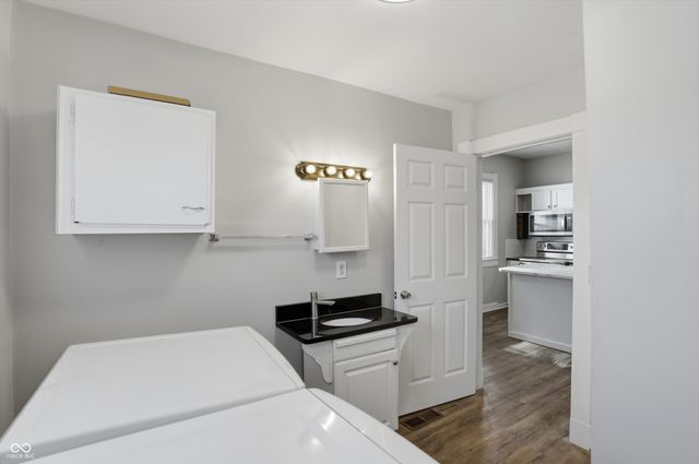 512 N Beville Avenue, Indianapolis, IN 46201