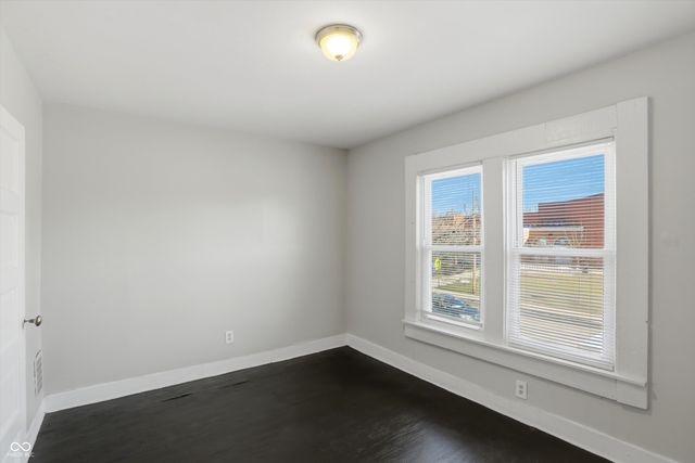 512 N Beville Avenue, Indianapolis, IN 46201