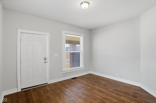 512 N Beville Avenue, Indianapolis, IN 46201