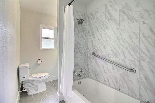 7964 Fairlane Dr, Denham Springs, LA 70726