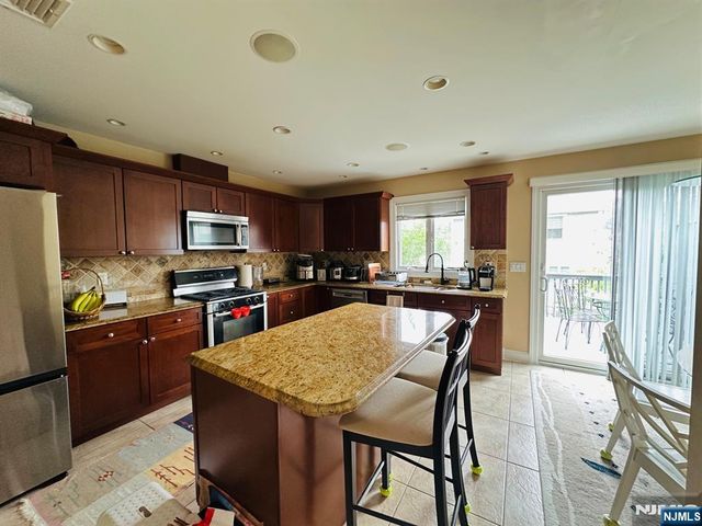 415 A 3rd Street, Palisades Park, NJ 07650