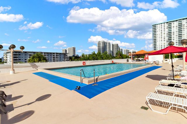 290 174th Street 1417, Sunny Isles Beach, FL 33160