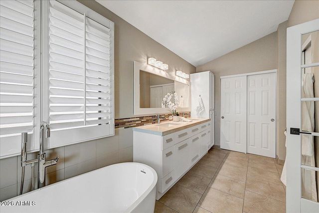 5017 E TIERRA BUENA Lane, Scottsdale, AZ 85254