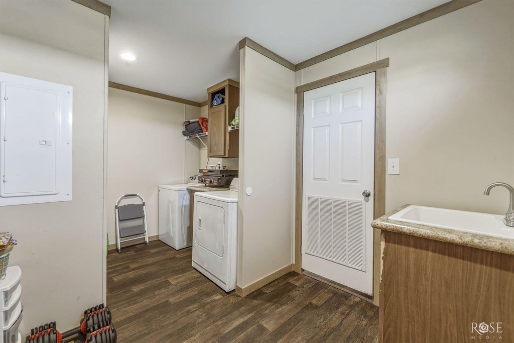 Image 21 of property listing at 10573 Glass Court Road, San Angelo, TX 76901