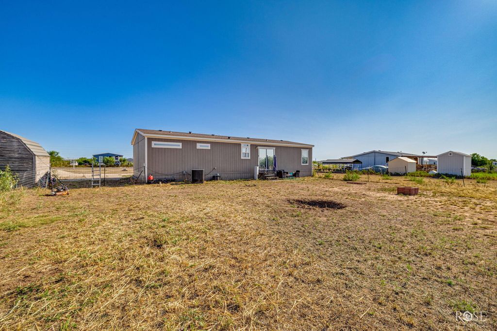 Image 25 of property listing at 10573 Glass Court Road, San Angelo, TX 76901