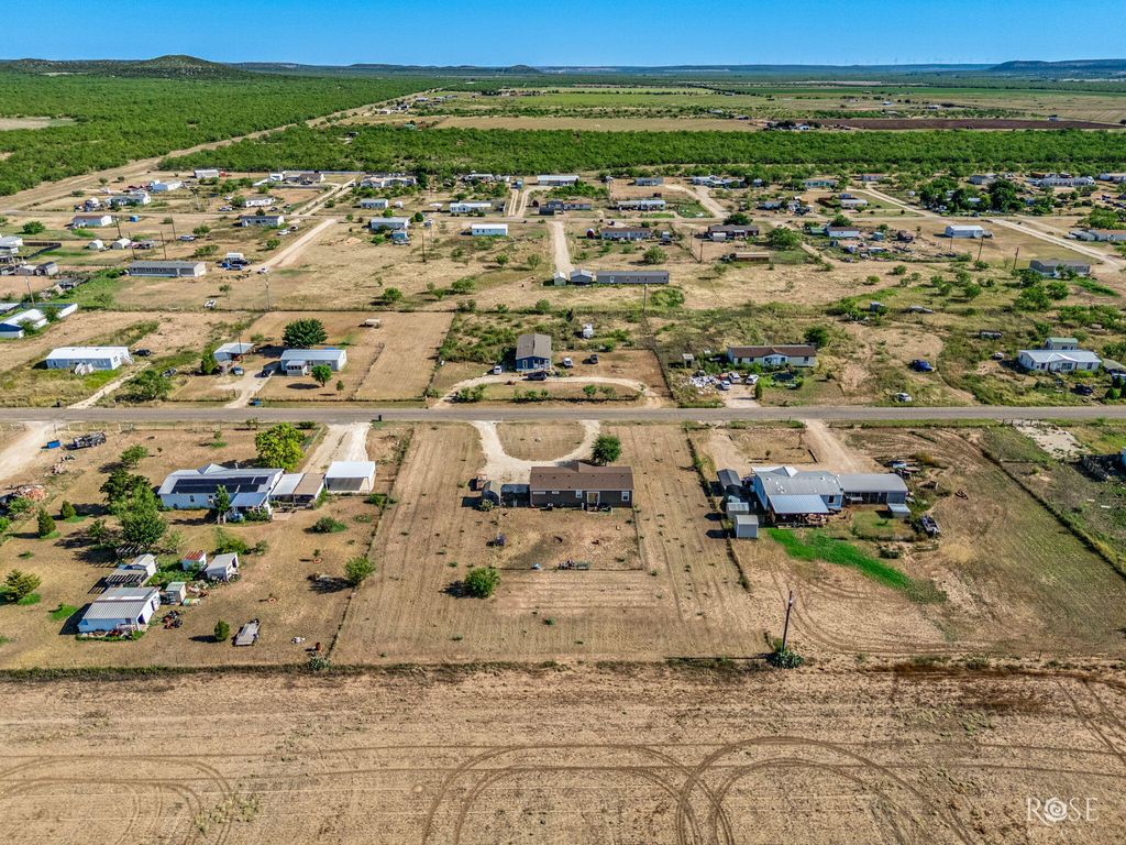 Image 37 of property listing at 10573 Glass Court Road, San Angelo, TX 76901