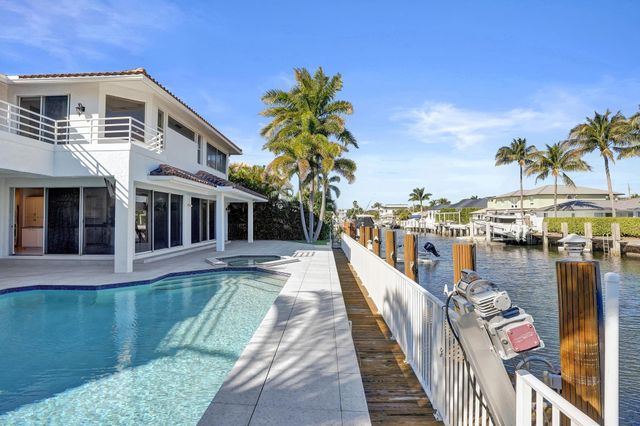 807 Coventry Street, Boca Raton, FL 33487