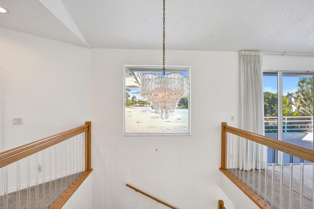 807 Coventry Street, Boca Raton, FL 33487