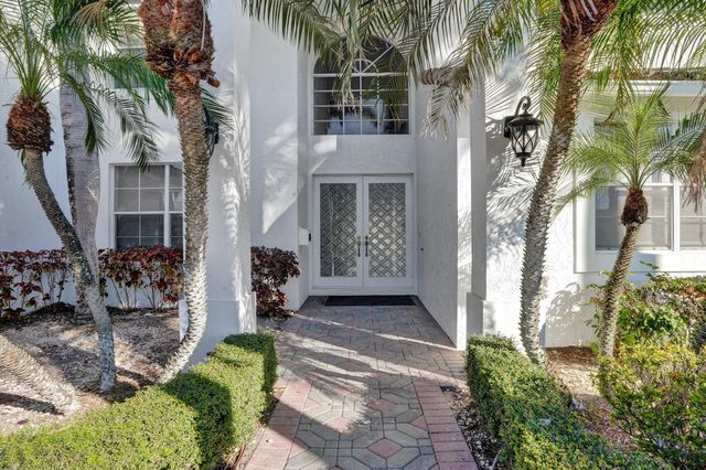 807 Coventry Street, Boca Raton, FL 33487
