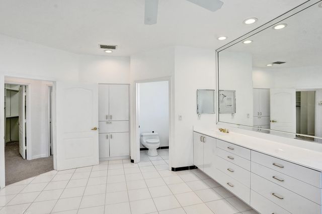 807 Coventry Street, Boca Raton, FL 33487