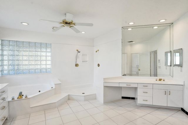 807 Coventry Street, Boca Raton, FL 33487