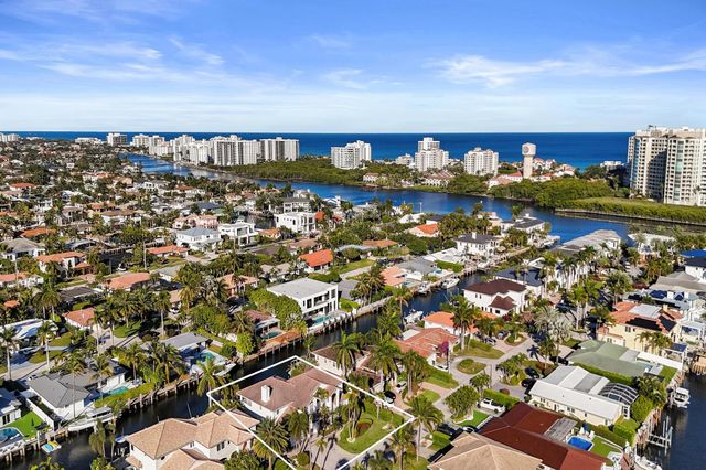 807 Coventry Street, Boca Raton, FL 33487