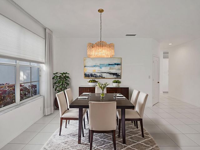 807 Coventry Street, Boca Raton, FL 33487