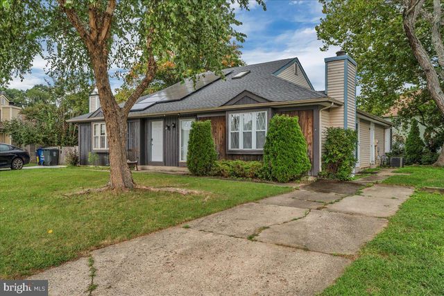 10 FRANKLIN PL, Voorhees, NJ 08043