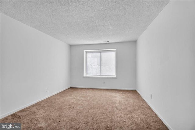 10 FRANKLIN PL, Voorhees, NJ 08043