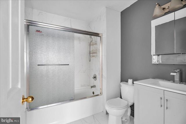 10 FRANKLIN PL, Voorhees, NJ 08043