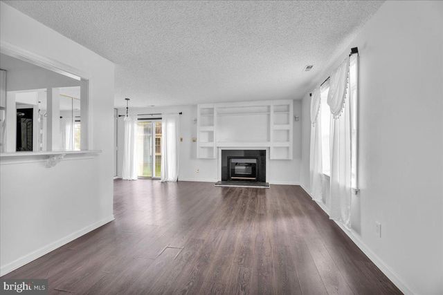 10 FRANKLIN PL, Voorhees, NJ 08043