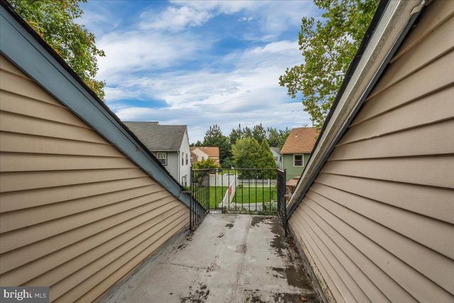 10 FRANKLIN PL, Voorhees, NJ 08043