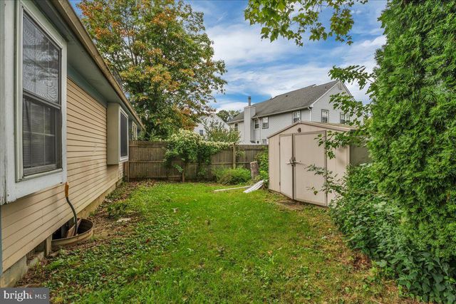 10 FRANKLIN PL, Voorhees, NJ 08043