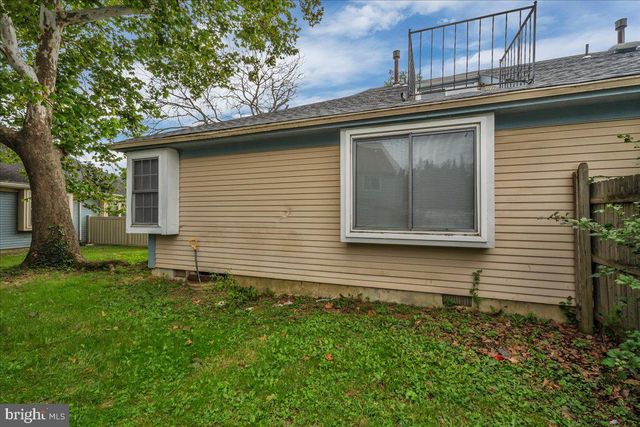 10 FRANKLIN PL, Voorhees, NJ 08043