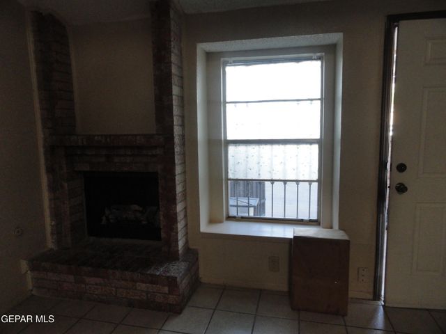 619 White Cliffs Drive A, El Paso, TX 79912