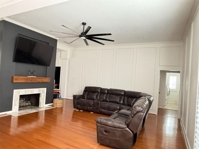 17707 Noble Oak Court, Houston, TX 77095