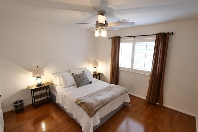 17707 Noble Oak Court, Houston, TX 77095