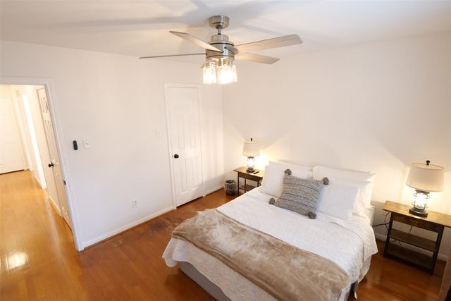 17707 Noble Oak Court, Houston, TX 77095