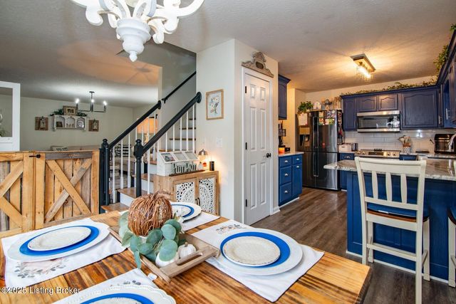 569 Arlington Dr, Elizabethtown, KY 42701