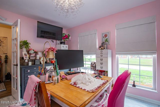 569 Arlington Dr, Elizabethtown, KY 42701