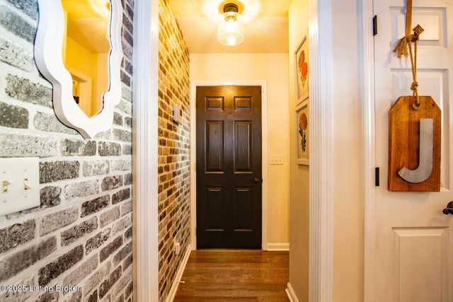 569 Arlington Dr, Elizabethtown, KY 42701