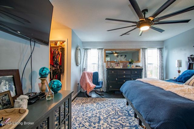 569 Arlington Dr, Elizabethtown, KY 42701