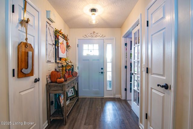 569 Arlington Dr, Elizabethtown, KY 42701