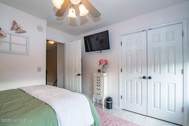 569 Arlington Dr, Elizabethtown, KY 42701