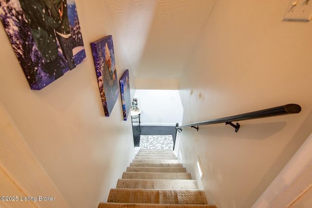 569 Arlington Dr, Elizabethtown, KY 42701