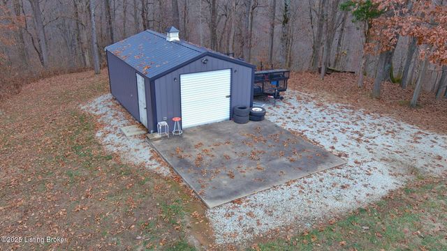 569 Arlington Dr, Elizabethtown, KY 42701