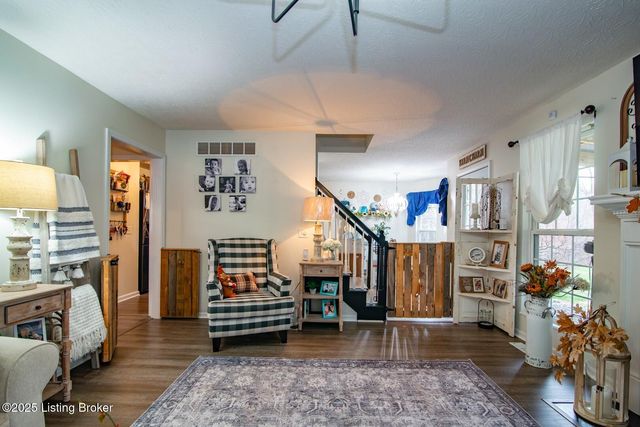 569 Arlington Dr, Elizabethtown, KY 42701