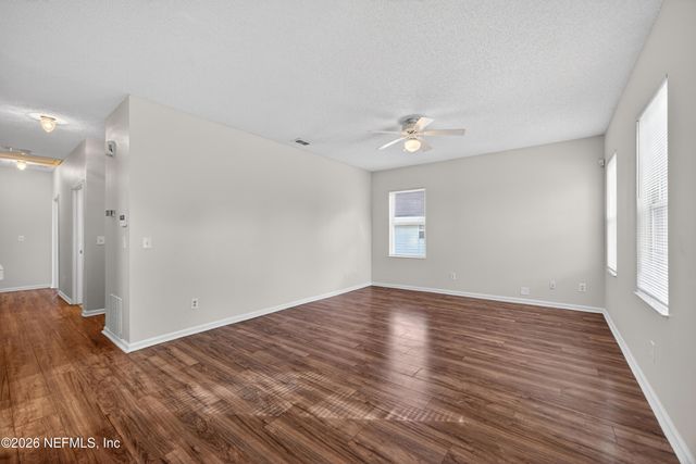 821 OAK ARBOR Circle, Jacksonville, FL 32206