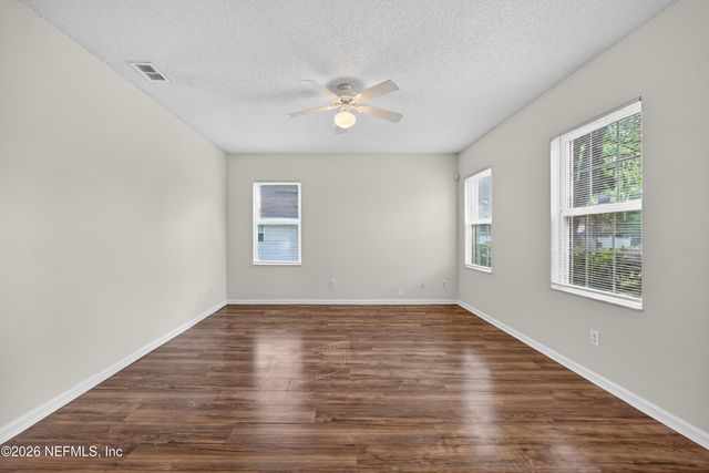 821 OAK ARBOR Circle, Jacksonville, FL 32206