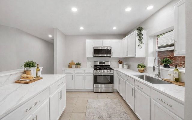 2114 Forest Ranch Drive, Houston, TX 77049