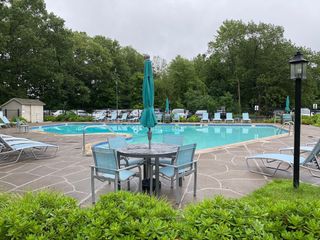 65 Commones Dr. 410, Shrewsbury, MA 01545