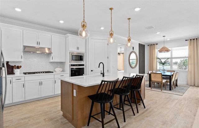 10305 PARK ESTATES AVENUE, Orlando, FL 32836