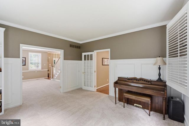 661 SAINT MATTHEWS RD, Chester Springs, PA 19425