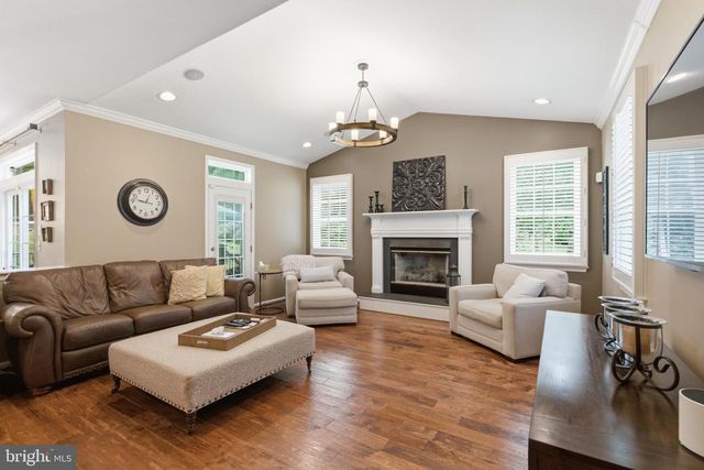 661 SAINT MATTHEWS RD, Chester Springs, PA 19425