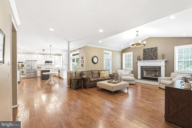 661 SAINT MATTHEWS RD, Chester Springs, PA 19425
